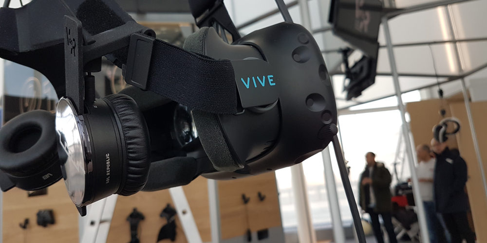 MK2 VR espace de réalité virtuelle - VIDEMUS fournisseur de WATCHOUT et MEDIALON - casque