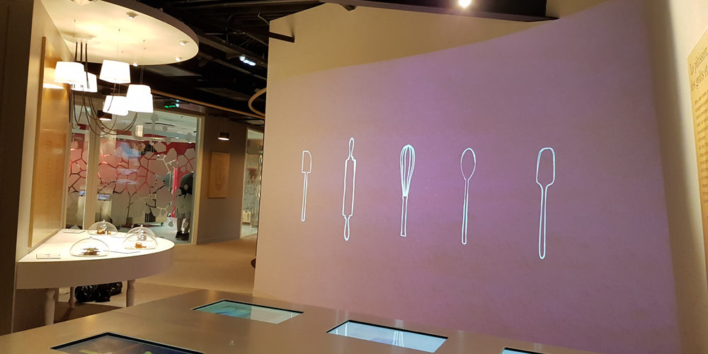 cité-chocolat-valrhona-videmus-dispositifs-multimedia-interactifs-multiprojection-2016