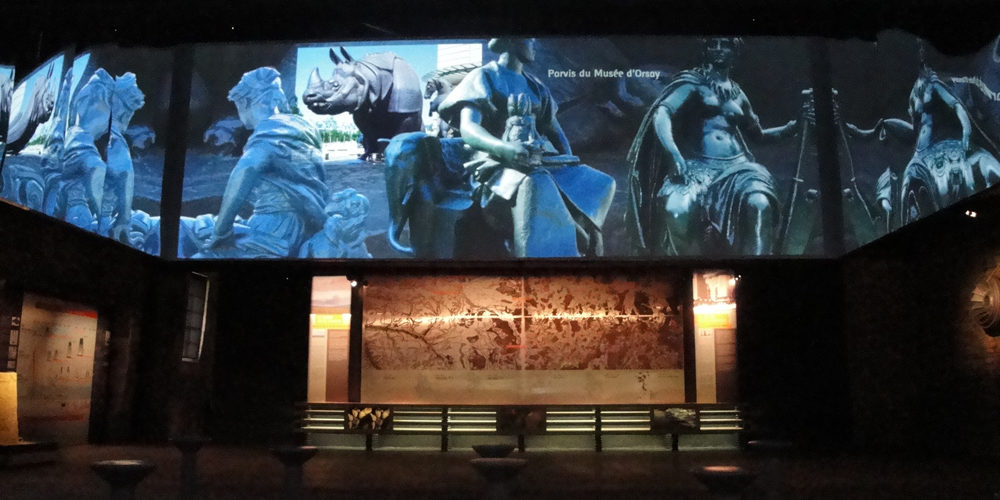 PER52_musée-fonte-mettalurgie_2010_VIDEMUS_Moving-Stars_Auvisys_video-panoramique-WATCHOUT