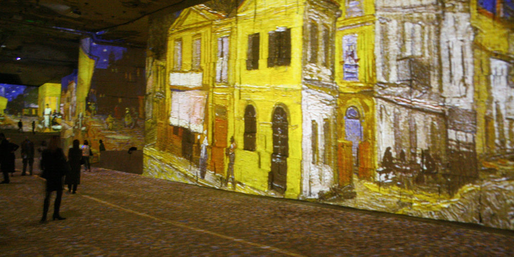 carriere-lumieres-baux-en-provence-2012-videmus-culturespaces-videoprojecteurs-exposition-gauguin