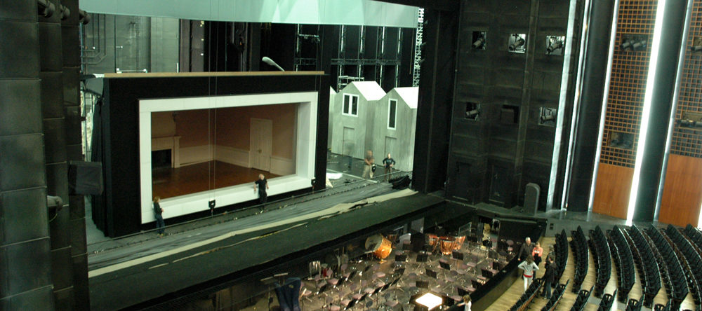 opera-macbeth-bastille_2009_novelty-vps_videmus_dataton-watchout-warping-scene-decor-fosse