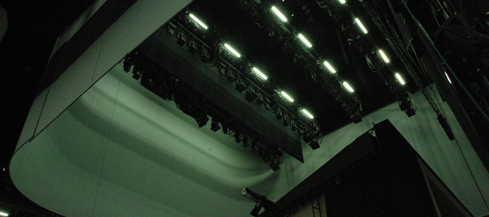 opera-macbeth-bastille_2009_novelty-vps_videmus_éclairage-cyclo