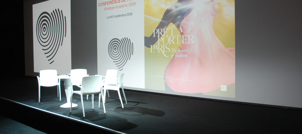 salon-du-pret-a-porter-2008-videmus-vidéo-decor-defiles-serveurs-watchout-source-dvi