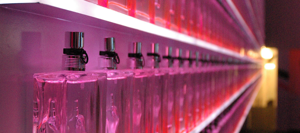 sortie-parfum-madame-jean-paul-gaultier-2008-soiree-privee-procon-videmus-mur-parfums