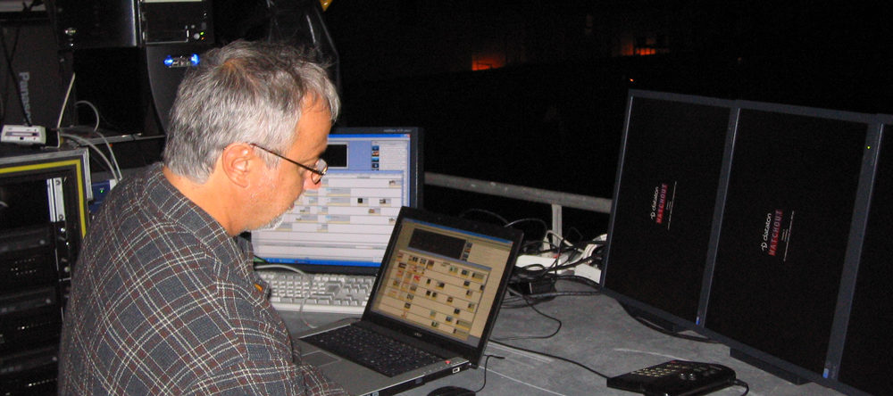 videmus-visa-pour-limage-2005-perpignan-5-serveurs-watchout-softedge-videoprojecteurs-panasonic-eric