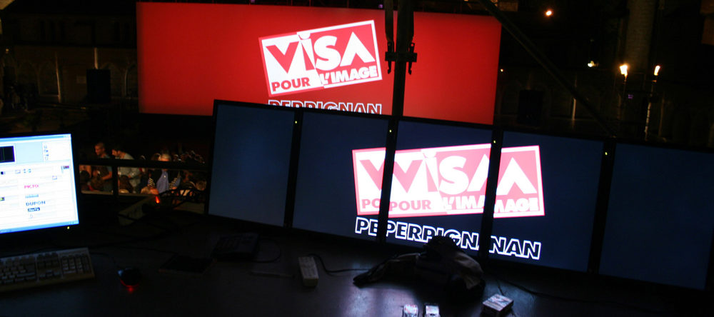 videmus-visa-pour-limage-2005-perpignan-5-serveurs-watchout-softedge-videoprojecteurs-panasonic-poste-controle
