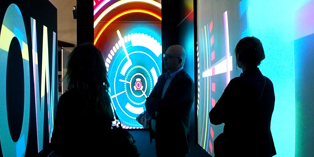 Vidéo mapping immersif tactile